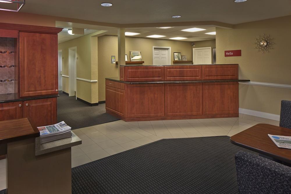 Towneplace Suites By Marriott St. Petersburg Clearwater Extérieur photo