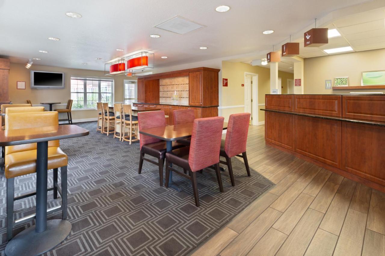 Towneplace Suites By Marriott St. Petersburg Clearwater Extérieur photo